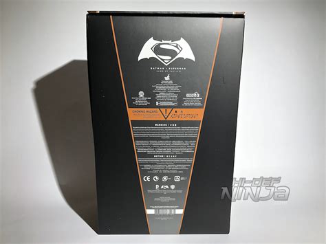 A Review Of The 1 6 Scale Knightmare Batman From BATMAN V SUPERMAN DAWN OF JUSTICE By Hot Toys