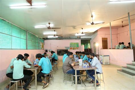 Canteen Al Ameen College