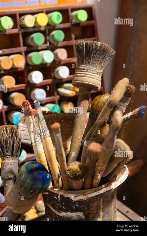 Old Painter High Resolution Stock Photography And Images Alamy