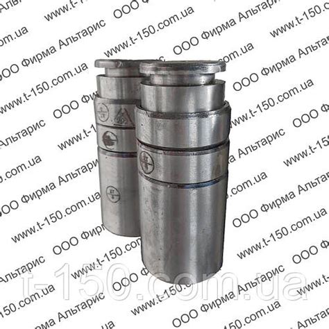 Ось вертикального шарнира Т-150, в сборе со втулками, 151.30.137-1, ХТЗ ...