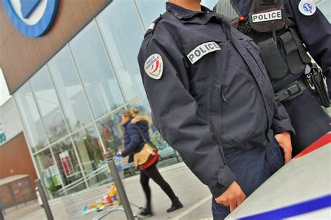 Tarn Toutes Sortes De Drogues Se Vendaient Sur Le Parking De Ce Centre