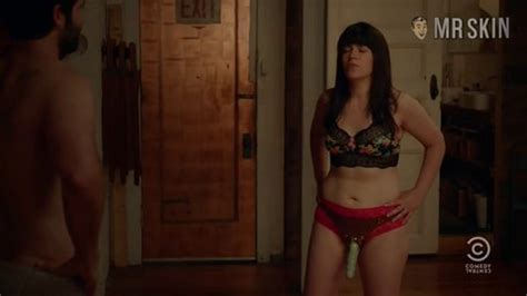 Abbi Jacobson Nude Naked Pics And Sex Scenes At Mr Skin