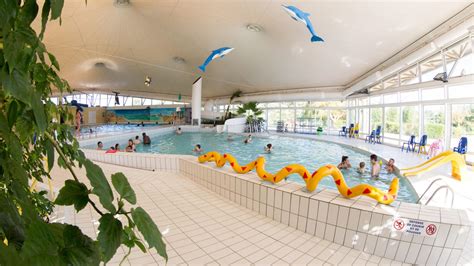 Centrum Aquatique Du C Telaillon Leuk En Gezellig Voor Het Hele Gezin