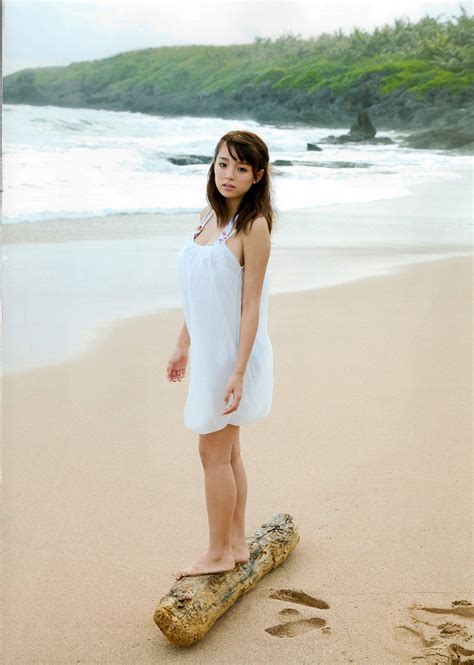 Ai Shinozaki In Red Bikini Part Asianbeauties