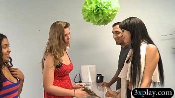Girls Flash Tits For Money Videos XVIDEOS