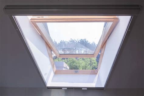 Москитные сетки на мансардные окна купить в Москве по цене от 1190 руб ...