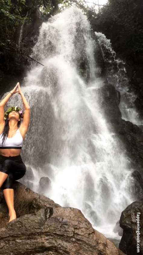 Nicole Scherzinger Nude The Fappening Photo 416985 FappeningBook