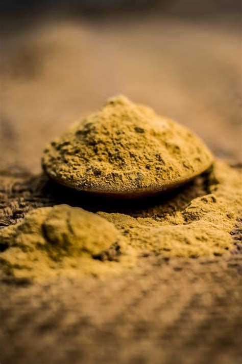 Metiista Fuller`S Earth Clay,Mulpani Mitti/Fuller`s Earth/multani Mitti ...