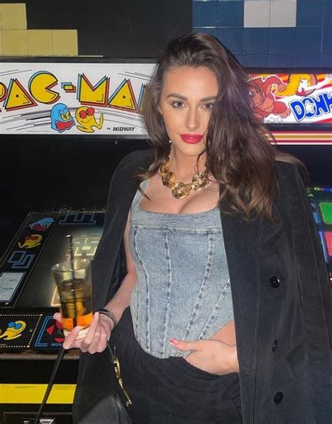 Too Hot To Handle Star Chloe Veitch Comes Out As Bisexual After New Detox Show OK Magazine