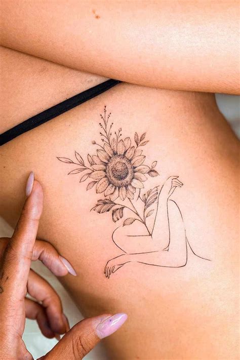 Tatuagem De Girassol Na Costela Tatuagens De Girassol Tatuagens