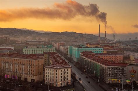 Жуткий и унылый Мурманск | Илья Варламов | Дзен