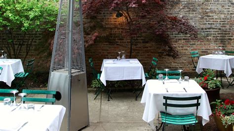 Mott street eatery food stalls are changing the chinatown scene 1