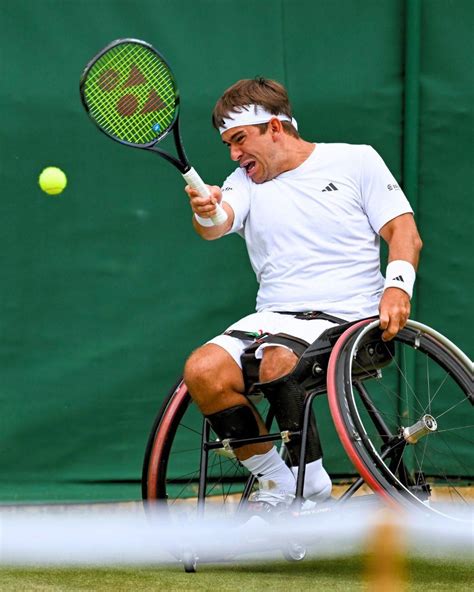 De la Puente logra dos triunfos en Londres