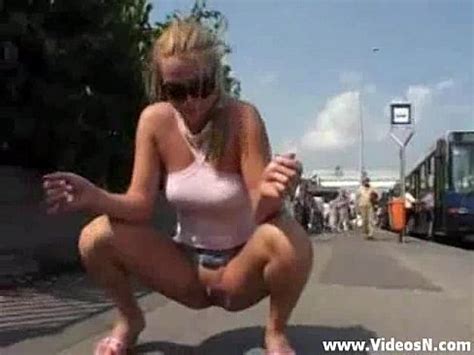 Girl Nude In Public And Kicked By An Old Man XVIDEOS
