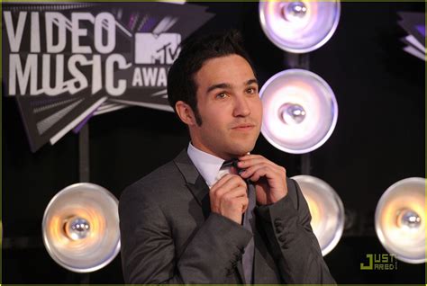 Pete Wentz Gabe Saporta Mtv Vmas Red Carpet Photo