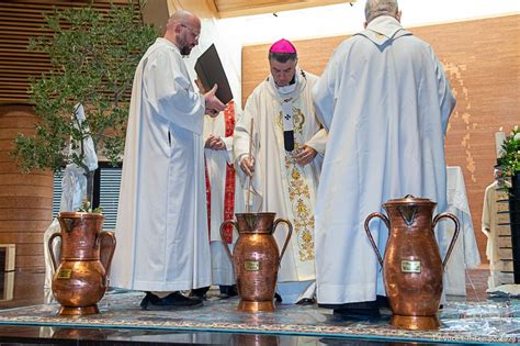 La Messa Del Crisma Al Santo Volto La Voce E Il Tempo