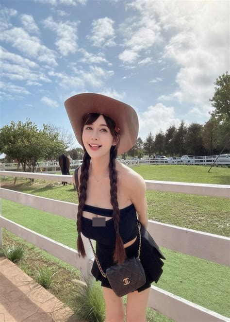 Hot Girl C Tri U Fan Nghi N M C Ng N Tr N I B O Tri Th C V Cu C S Ng Tin T C