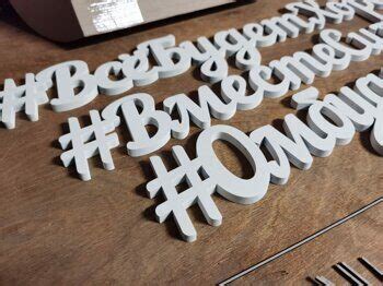 Деревянные надписи на заказ