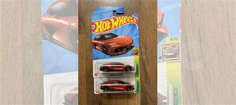 Hot Wheels Case A Mainline