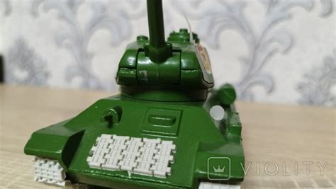 Игрушка СССР Танк Т-34 белые гусеницы - «VIOLITY»