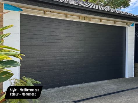 Mediterranean Style - Streamline Garage