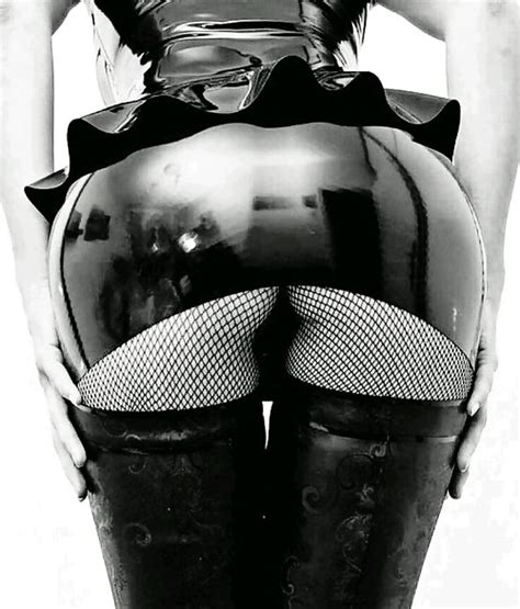 BIG FAT LATEX TITS Photo X Vid