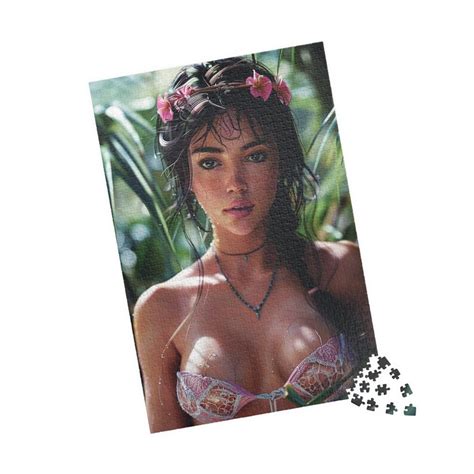 Sexy Tropical Calendar Pinup Jigsaw Puzzle Perfect Hot Girl Fraternity Game Pair W Puzzle Table