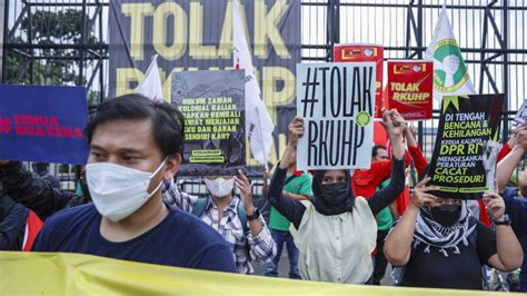 Indonesien Forbyder Sex F R Gteskab Frygter Sexturisme Og Narkotika Udland Dr