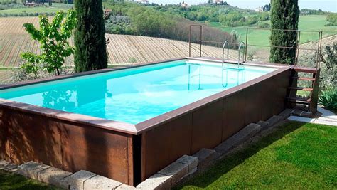 Naked ML Piscine Italia