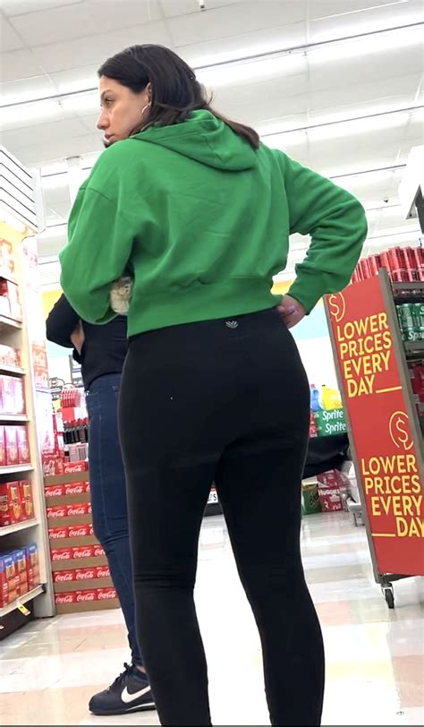 Hot Latinas Some Upshots Jean Or Yoga Pants Ass Video Spandex Leggings Yoga Pants