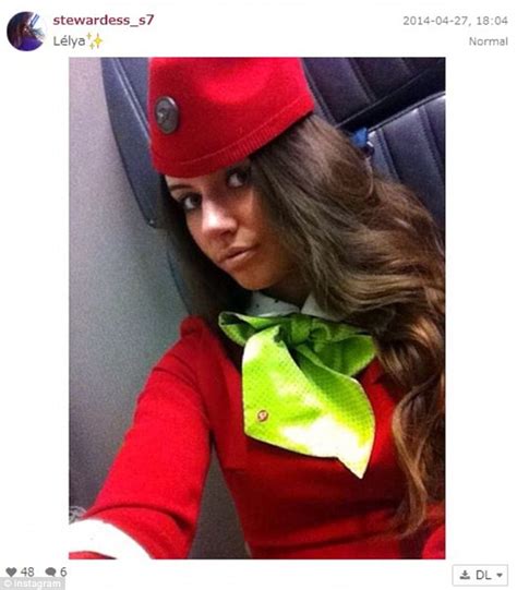 Mile High Selfies Flight Attendants Post Shots Of Themselves Enjoying