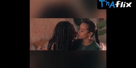 Dascha Polanco Lesbian Breasts Scene In Spilt Milk Tnaflix