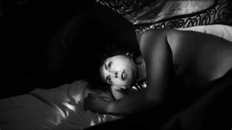 Nude Video Celebs Psyche Piras Nude Sirene De Lune 2008