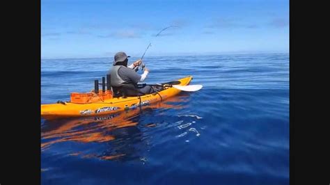 Pesca En Kayak Peje Rey Anjova A Jigging Desde Kayak Youtube