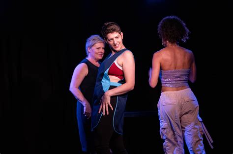 thespyinthestalls review The Vagina MonologuesCanal Café Theatre