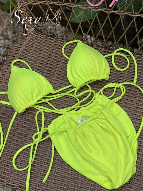 b xg bikini buộc dây màu xanh chuối neon