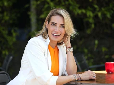 Hot Sexy Sarah Valentina Winkhaus Bikini Pics