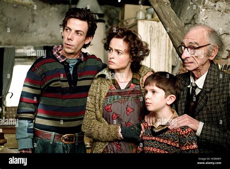 CHARLIE AND THE CHOCOLATE FACTORY, Noah Taylor, Helena Bonham Carter ...