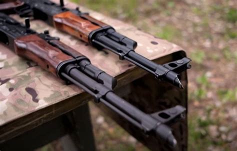 "We have Russian AK-47, what do we have?" - thinking in Chinese Sohu