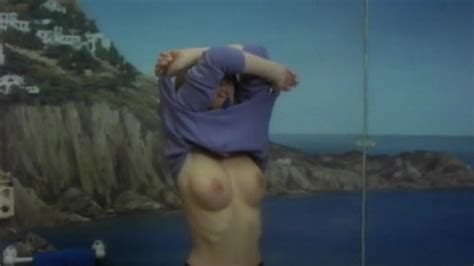 Naked Martine Audó in El anacoreta