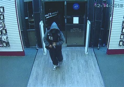 Woman Uses Sex Toys To Fend Off Armed Would Be Robber At Adult Store VIDEO Banning CA Patch