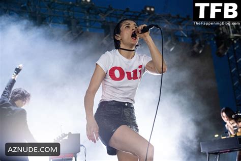 Jehnny Beth Sexy Seen Flaunting Her Hot Figure On Stage At The All Points East Festival In