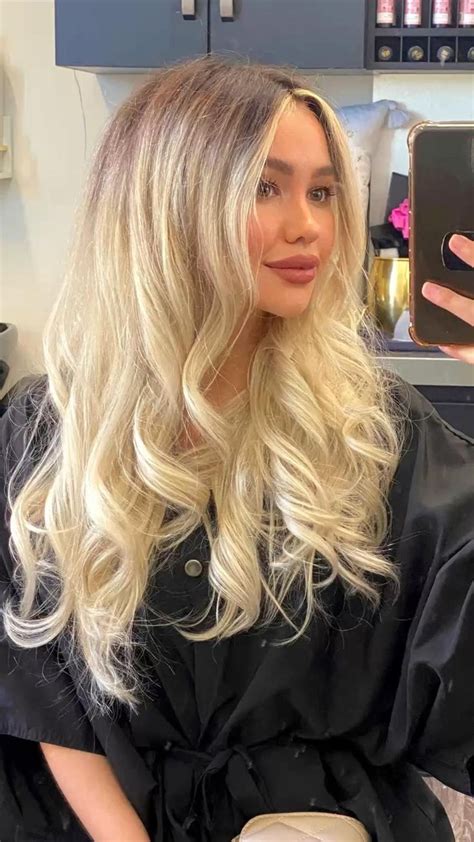 Platinum Blonde Hair Hairstyles Hairstyles For Medium Length Hair Hair Color Ideas For Blo