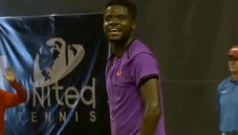 Well Damn A Couple Having Loud Sex Interrupts Tennis Match In Florida