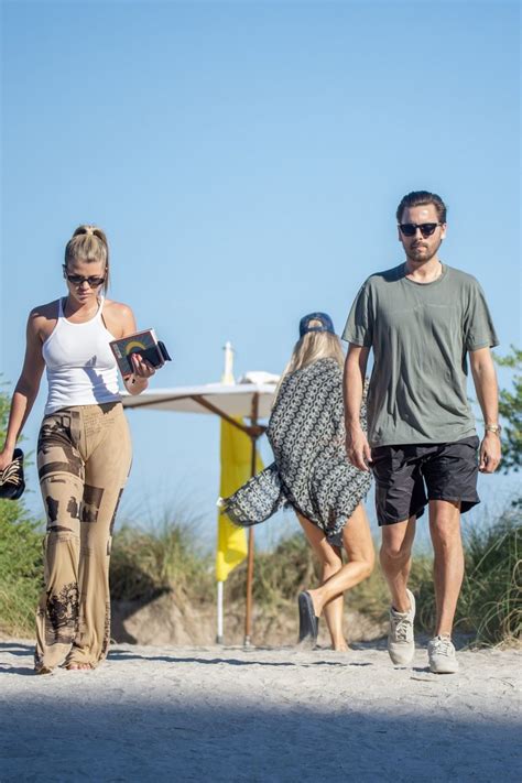 Sofia Richie Hot Striptease On The Beach Pics The Fappening