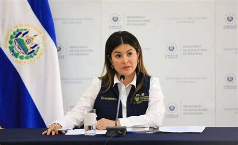 Gobierno salvadoreño exige renuncia de los responsables de la política