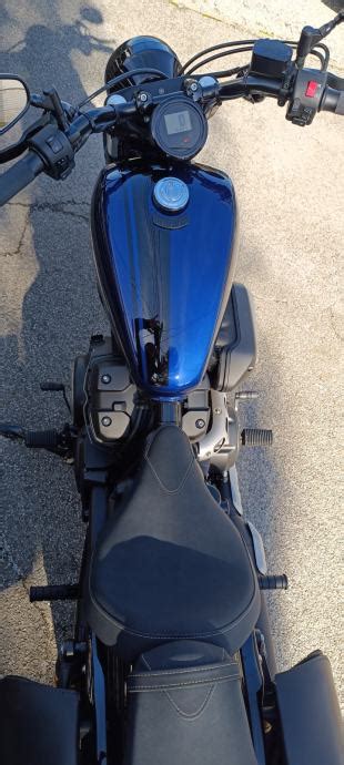 Yamaha Xv R Bolt Cm Rezervirano God