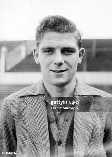 duncan edwards  high res pictures getty images