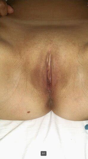 Surrey MILF Screenshot 20210626 172016 DuckDuckGo Porn Pic