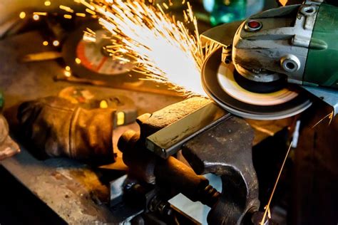 Premium Photo Cutting Metal Grinding Machine Spark